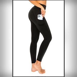 Reflective Ankle Detail Premium Solid Black Active Leggings